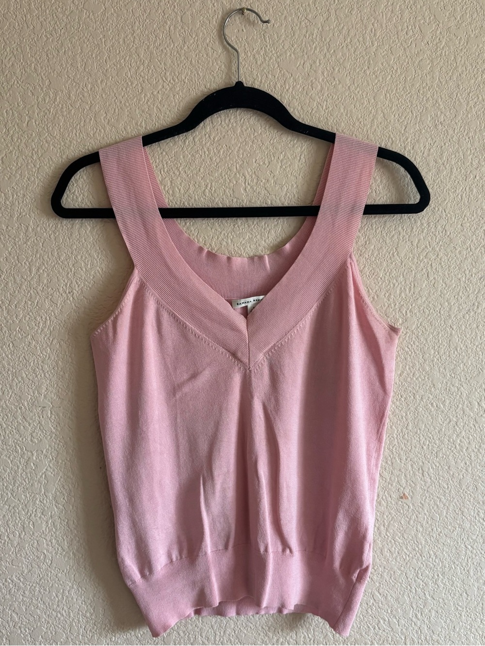 Banana Republic Dusty Rose V-Neck Knit Tank